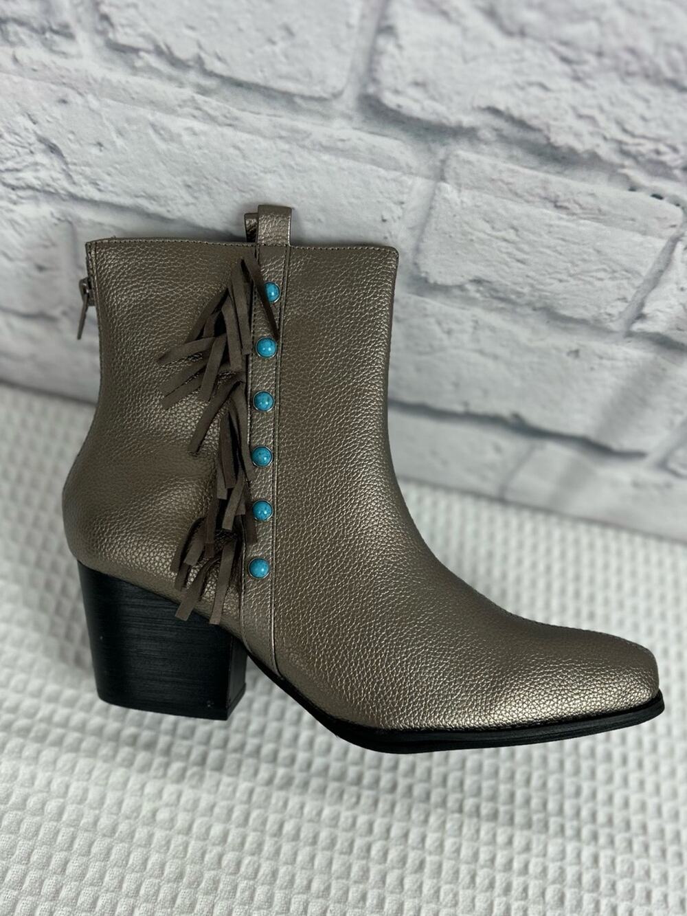 Crazy Train Boujee Babe Silver Fringe Western Booties Size 8 New